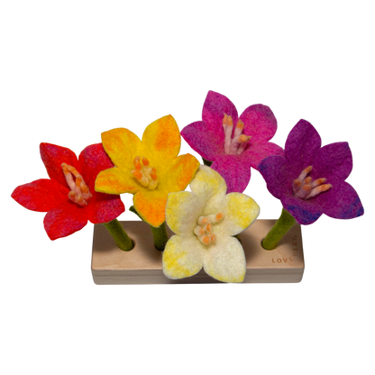 Fleurs en feutrine